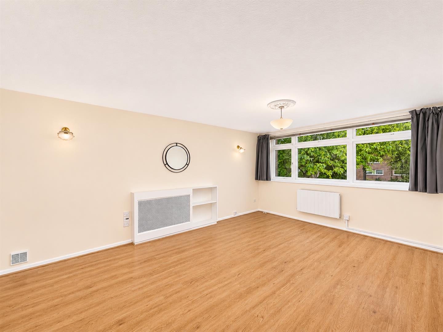 57 Christchurch Park, South Sutton
